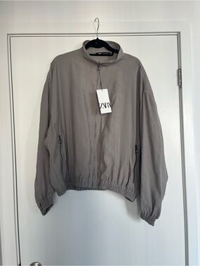New! Never Worn! Zara Lightweight Men’s Light Grey Bomber Jacket